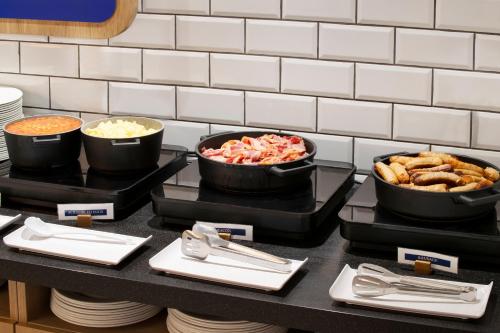 holiday inn express cambridge west cambourne an ihg hotel