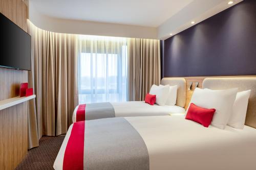 holiday inn express cambridge west cambourne an ihg hotel