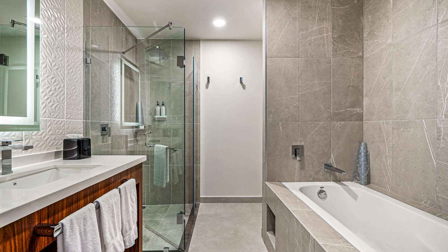 hampton inn by hilton nuevo vallarta