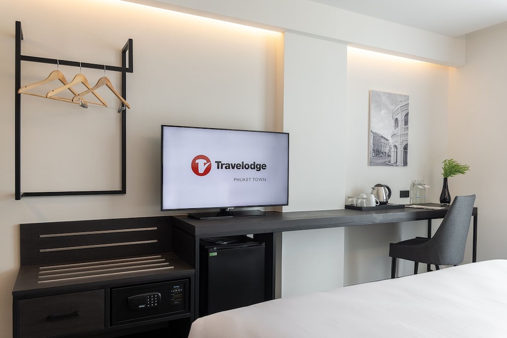 travelodge phuket town