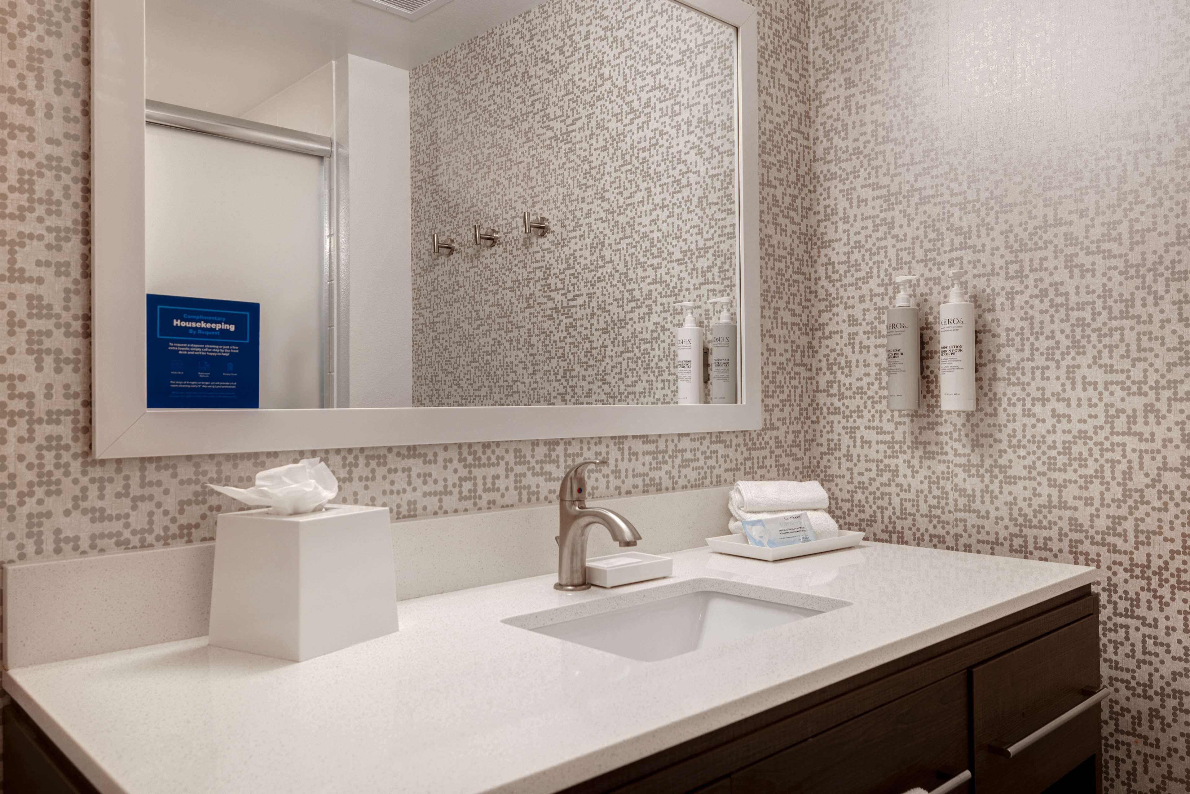 home2 suites by hilton las vegas northwest