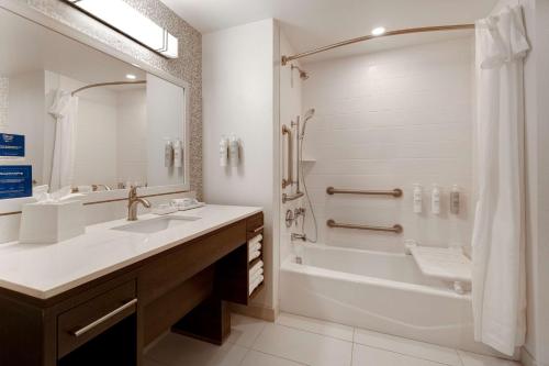home2 suites by hilton las vegas northwest