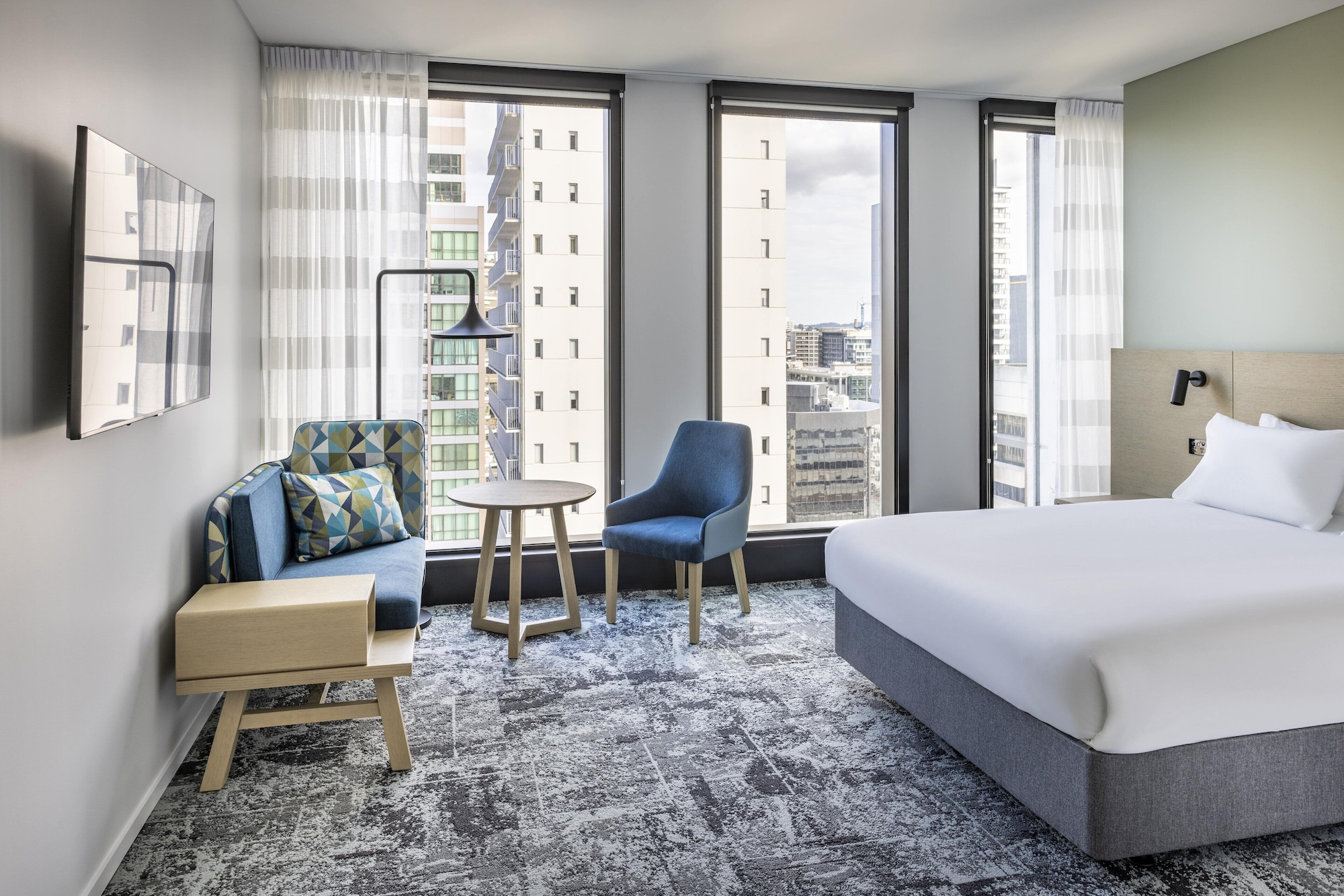 holiday inn express auckland city centre an ihg hotel
