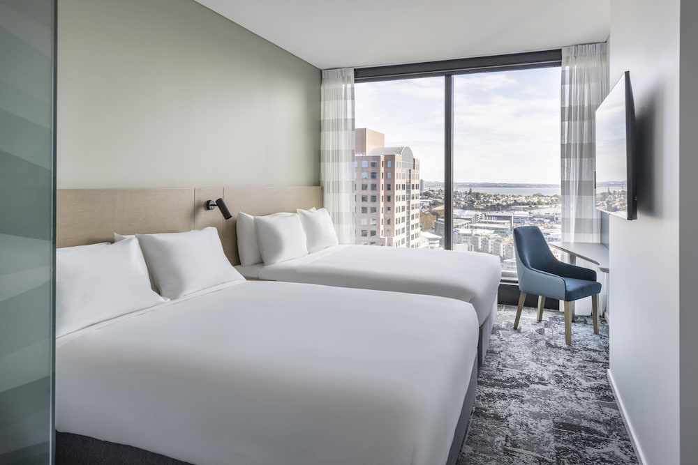 holiday inn express auckland city centre an ihg hotel