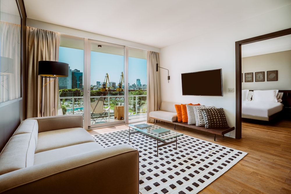 sls buenos aires puerto madero