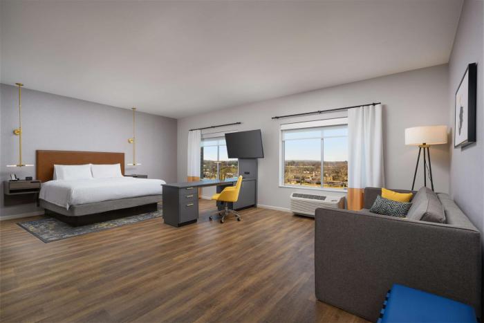 hampton inn and suites huntsville downtown