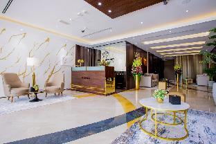 royal regency suites