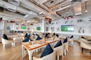 royal regency suites