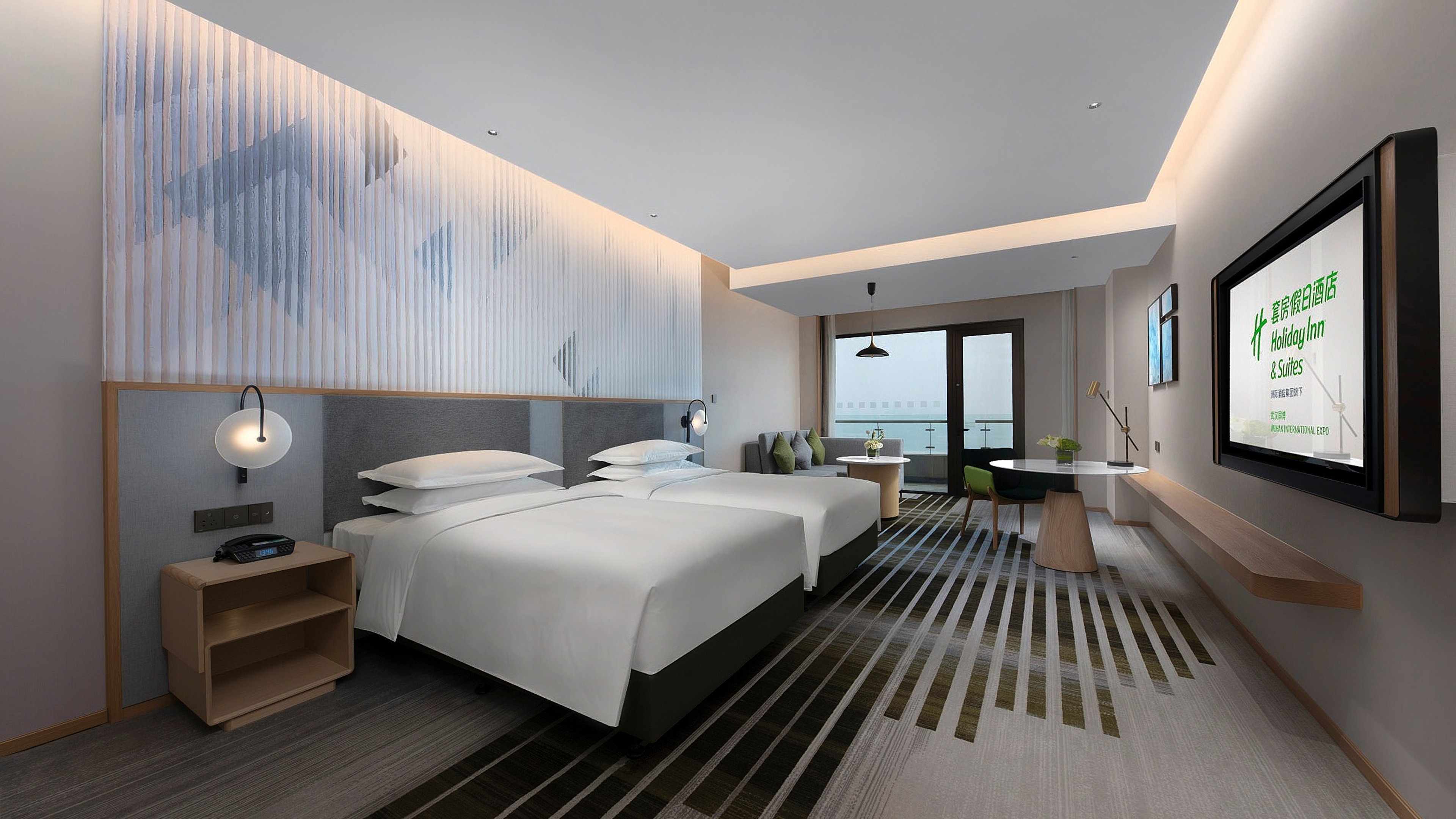 holiday inn and suites wuhan international expo