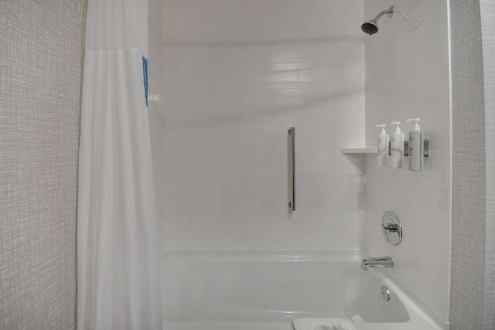 hampton inn and suites ontario rancho cucamonga