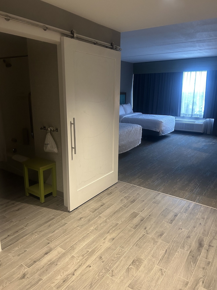 hampton inn by hilton kingston