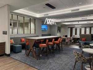 hampton inn by hilton kingston