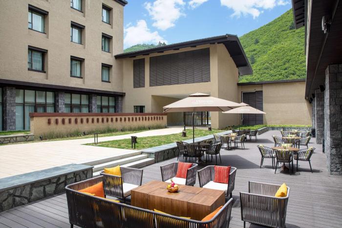 hilton garden inn jiuzhaigou