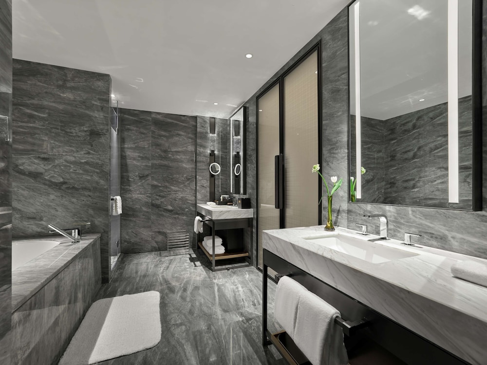 doubletree by hilton chengdu riverside