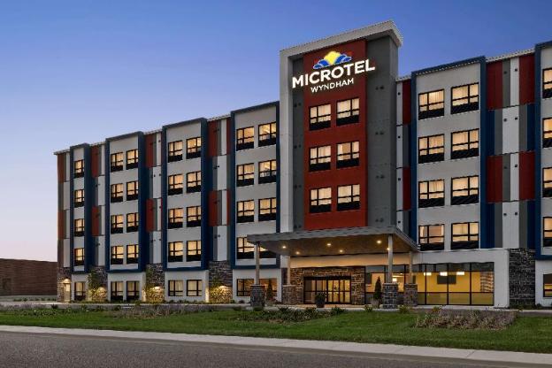 microtel inn and suites montreal airport dorval qc