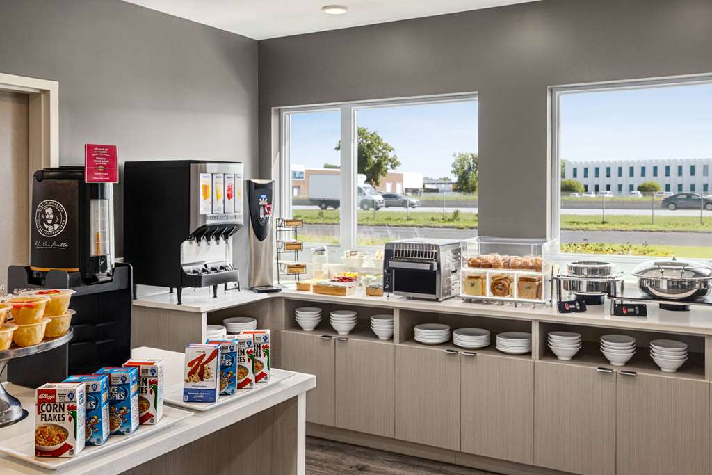 microtel inn and suites montreal airport dorval qc