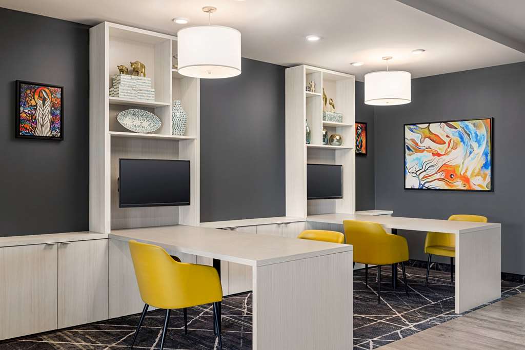 microtel inn and suites montreal airport dorval qc