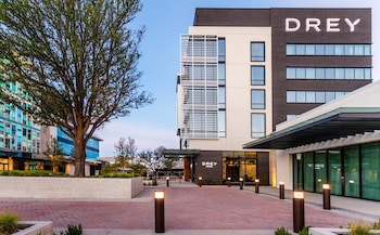 Drey Hotel,,4 star