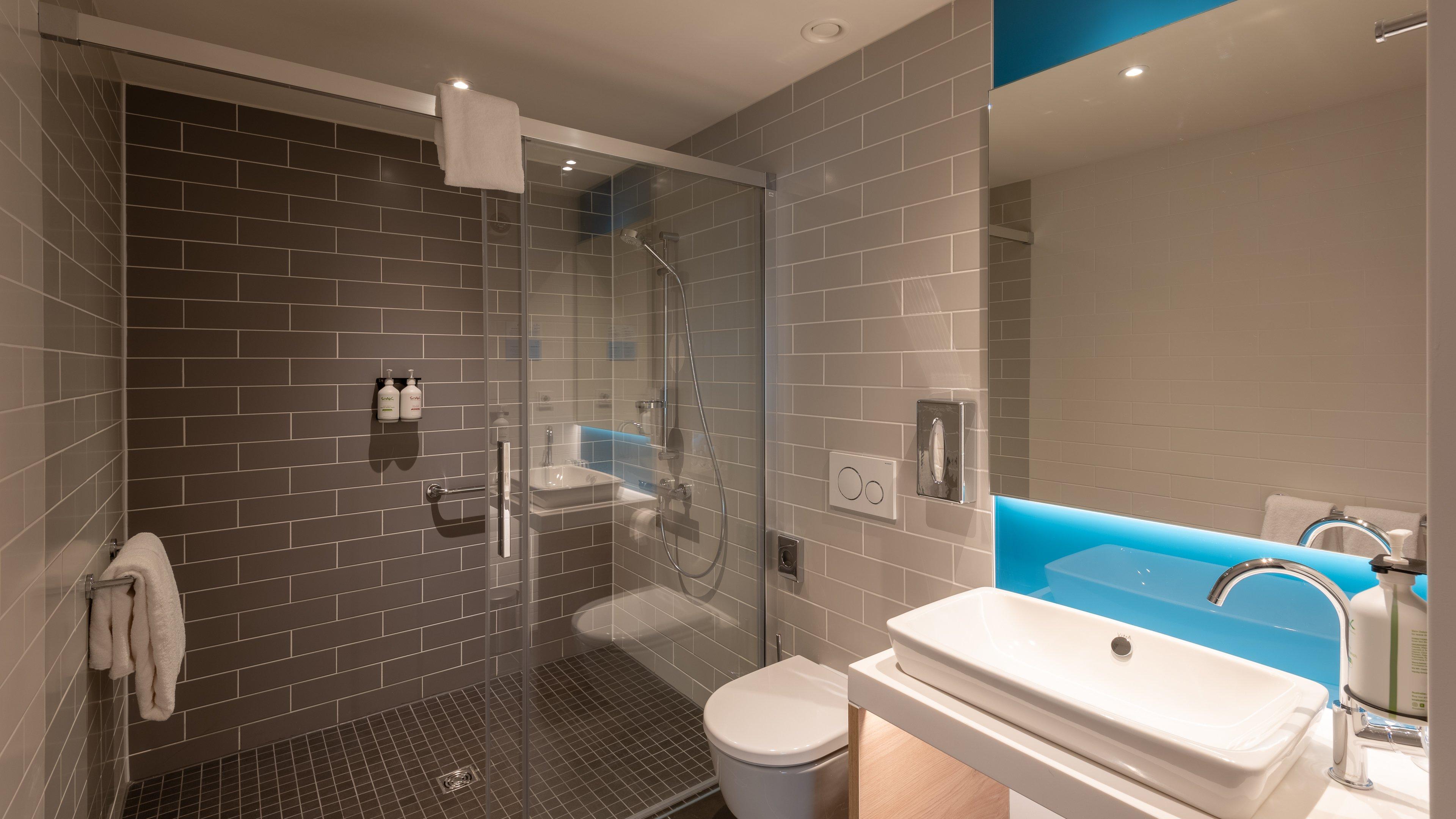 holiday inn express munich north an ihg hotel