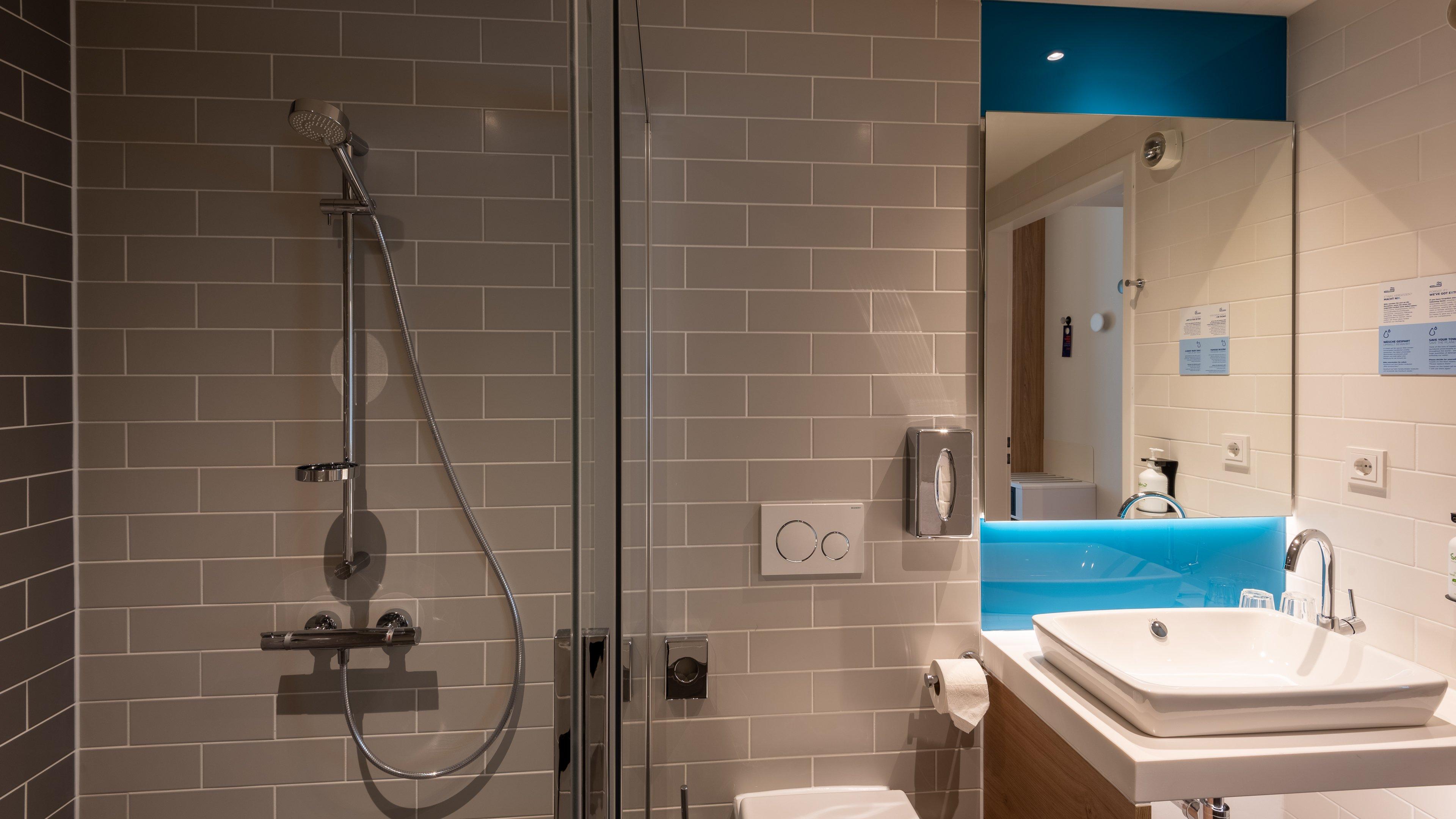 holiday inn express munich north an ihg hotel