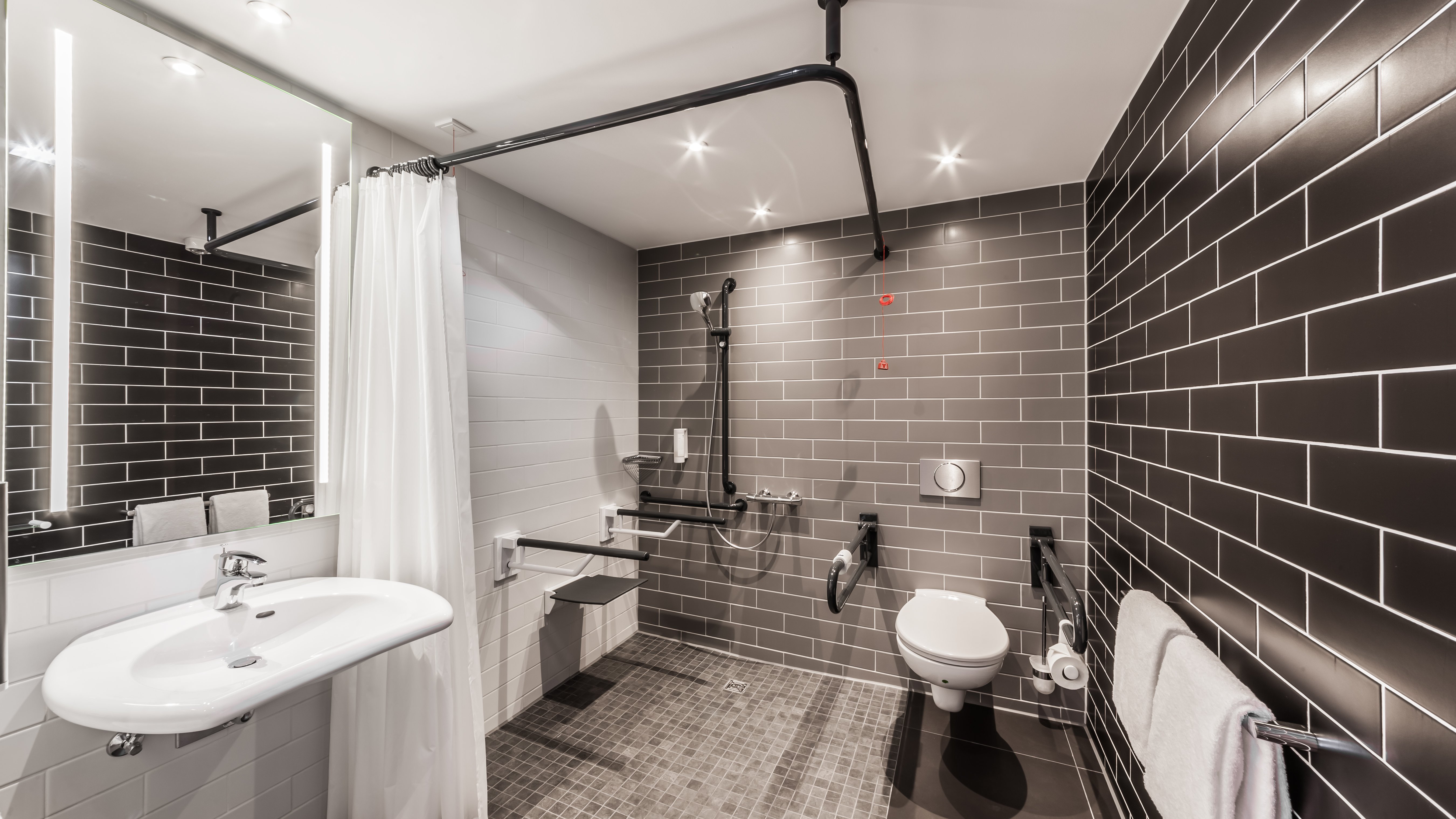 holiday inn express munich north an ihg hotel