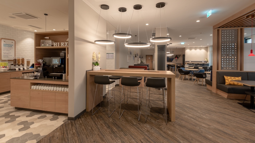 holiday inn express munich north an ihg hotel