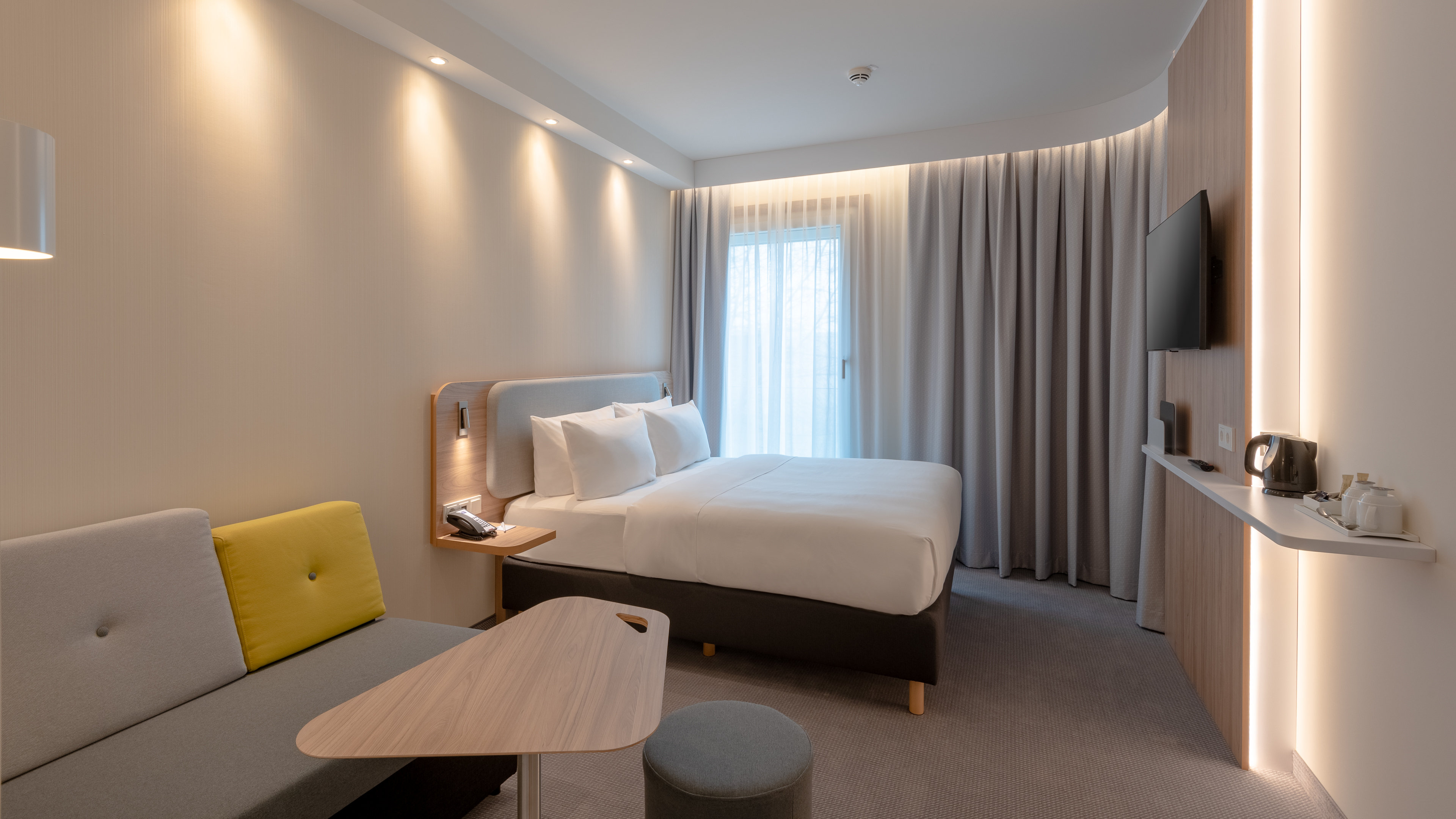 holiday inn express munich north an ihg hotel