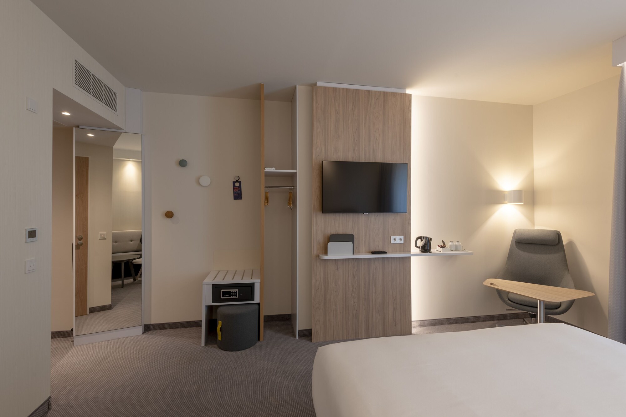holiday inn express munich north an ihg hotel