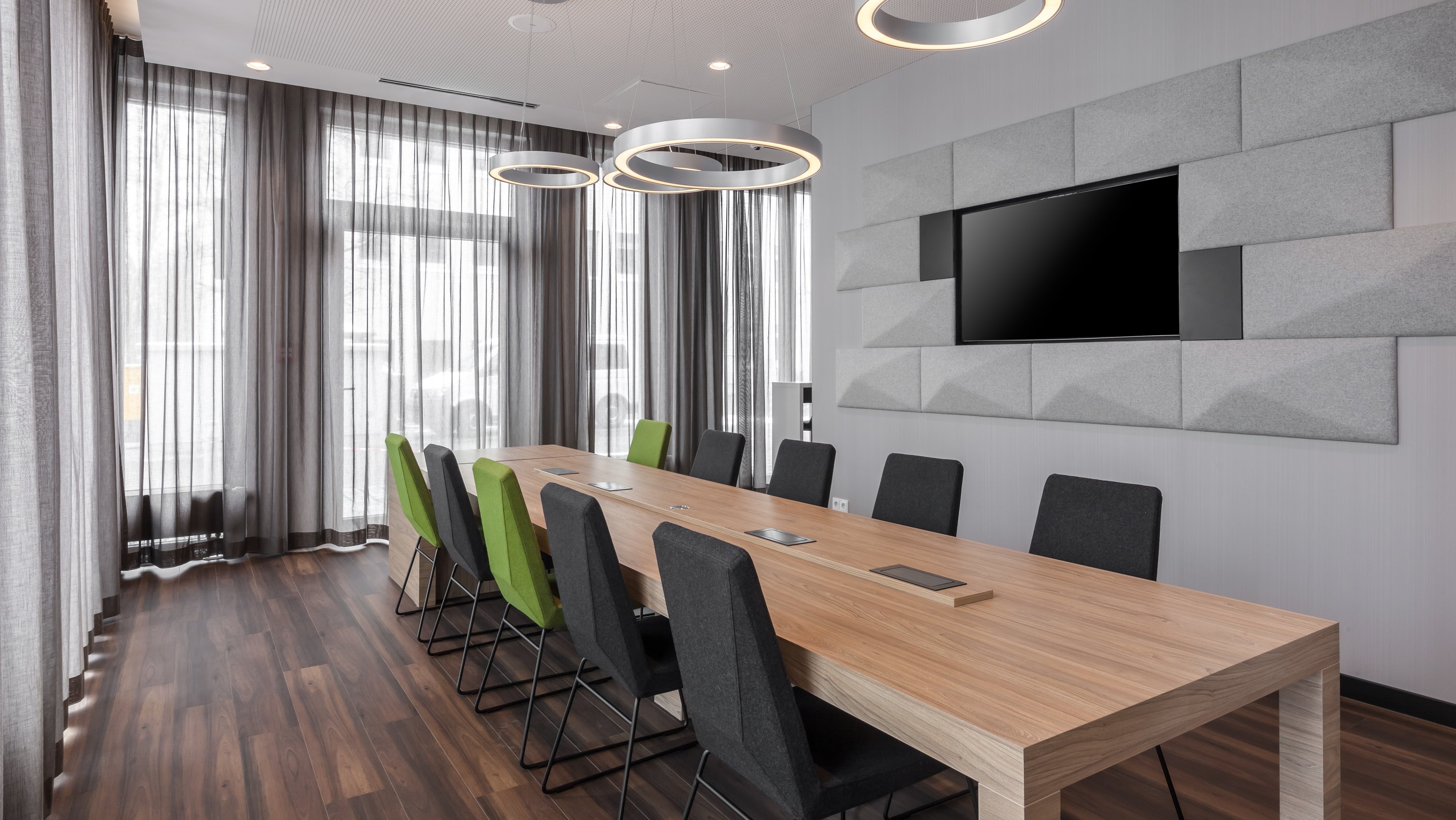 holiday inn express munich north an ihg hotel