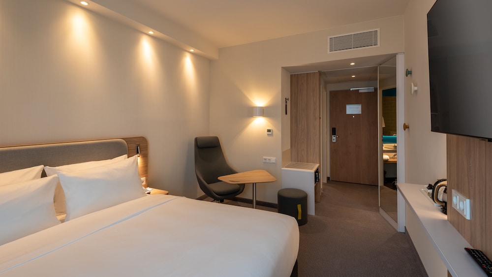 holiday inn express munich north an ihg hotel