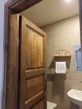 grand uchisar hotel