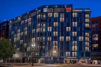 ac hotel by marriott washington dc capitol hill navy yard
