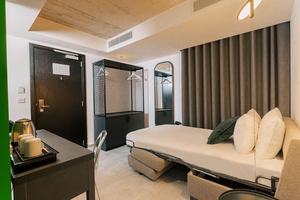 ikyk hotel ik collection