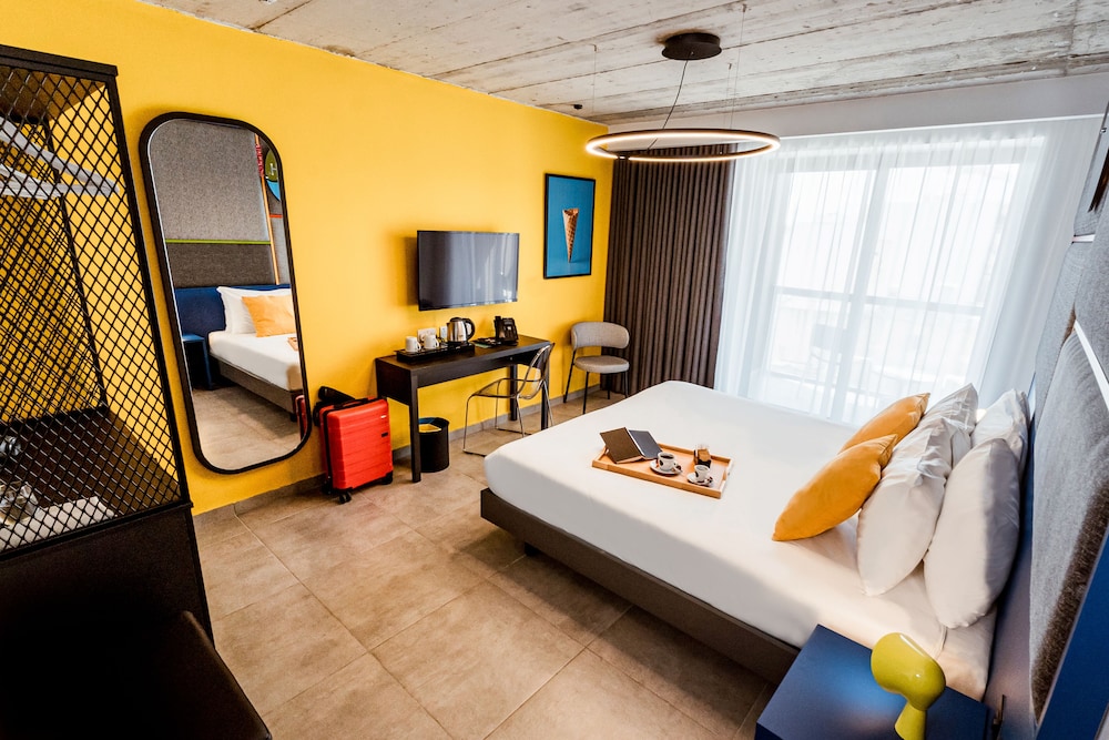 ikyk hotel ik collection