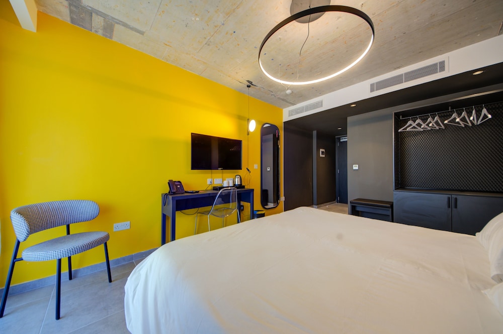 ikyk hotel ik collection