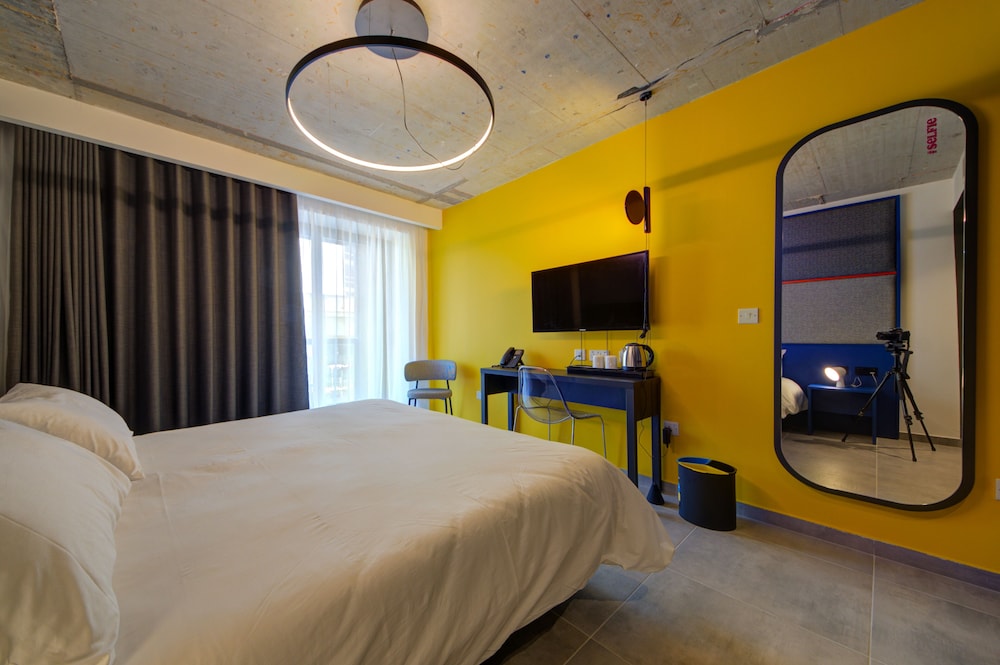 ikyk hotel ik collection