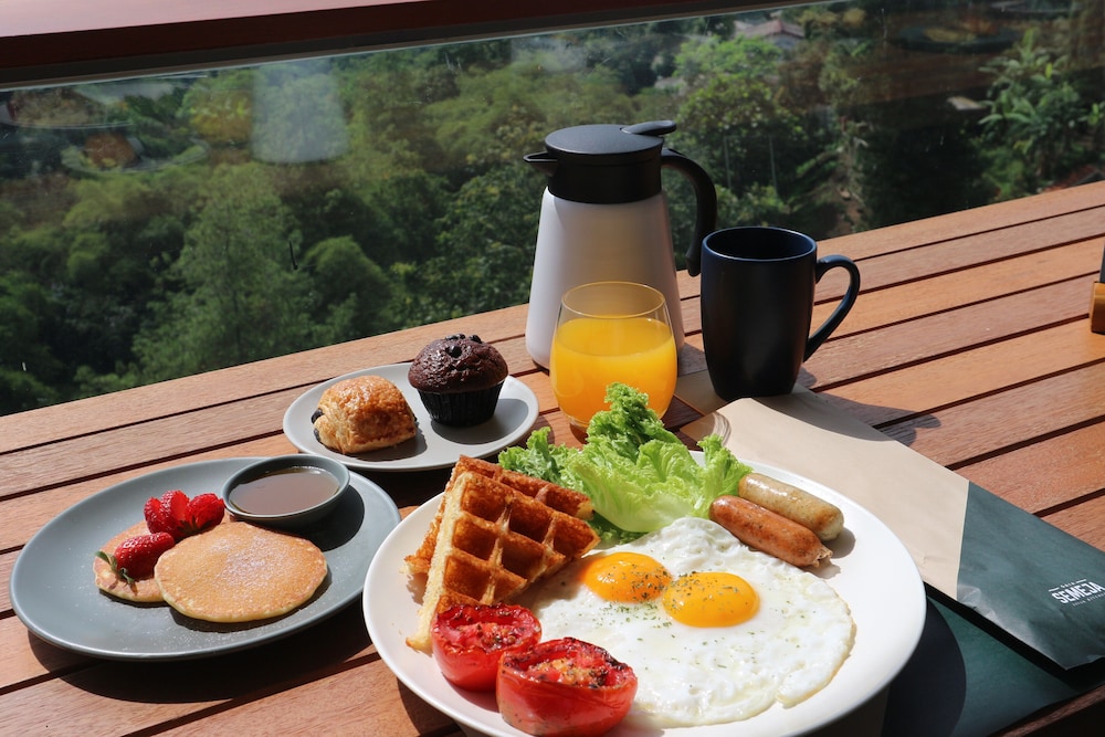 the gaia hotel bandung