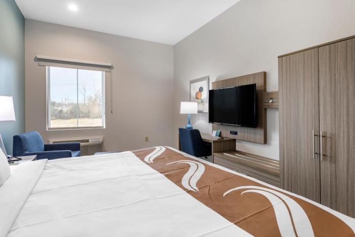 quality inn lebanon nashville area