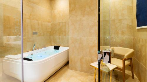 anan hotel