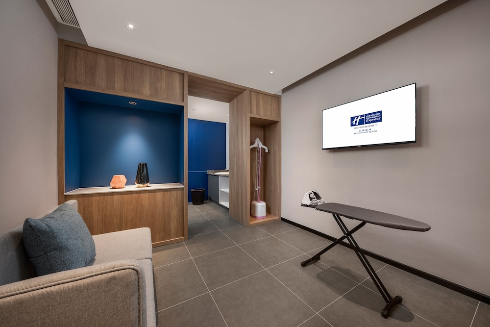 holiday inn express beihai silver beach an ihg hotel