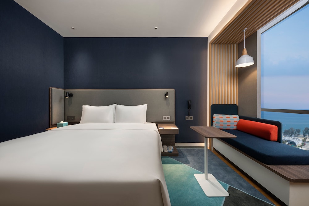 holiday inn express beihai silver beach an ihg hotel