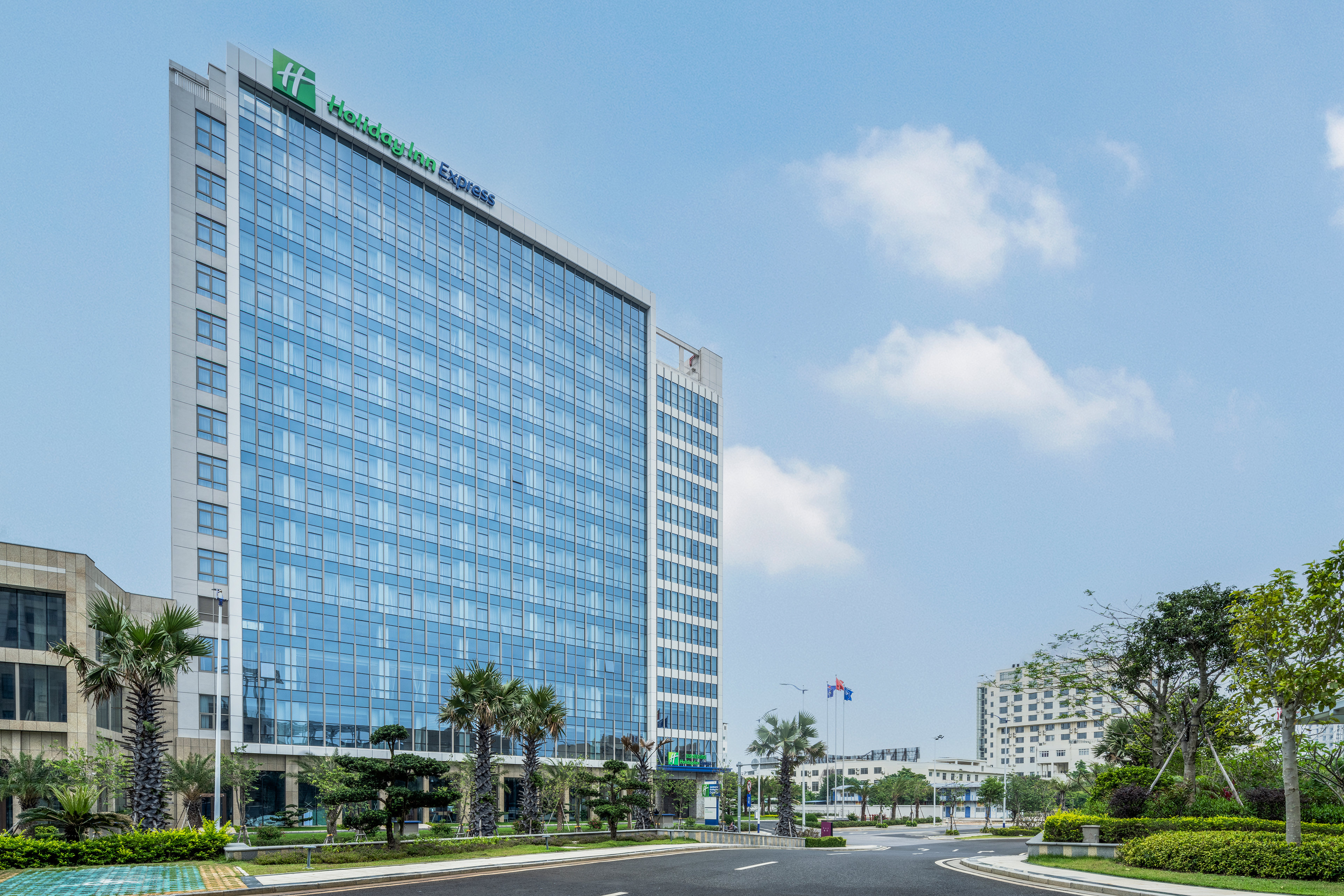 holiday inn express beihai silver beach an ihg hotel