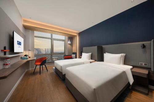 holiday inn express beihai silver beach an ihg hotel