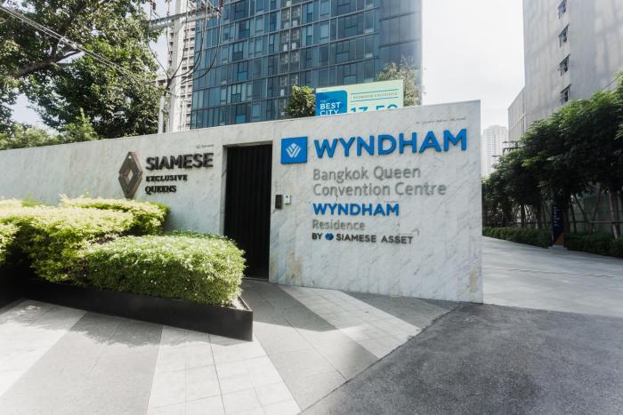 wyndham bangkok queen convention centre