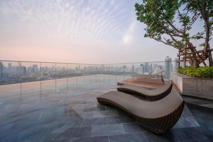 wyndham bangkok queen convention centre