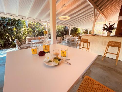 tropicana suites