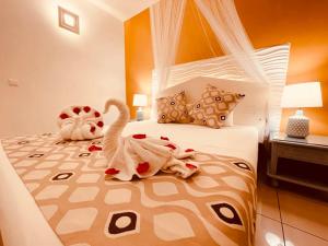 tropicana suites