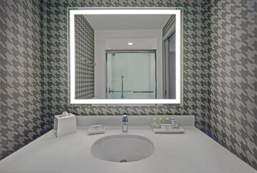 home2 suites by hilton houston medical center tx