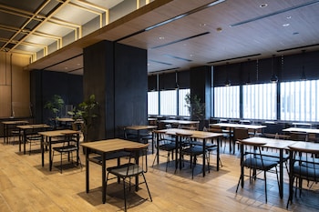 hotel keihan tenmabashi ekimae