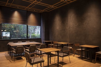 hotel keihan tenmabashi ekimae